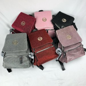 2064*CX120 MOCHILA P/USO DIÁRIO EM MATERIAL PLÁSTICO