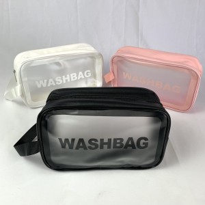 10-NCC-02*CX150 NECESSAIRE EM MATERIAL PLASTICO