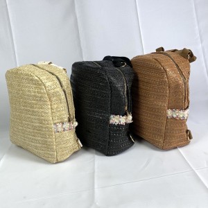 D196*CX120 MOCHILA PARA USO DIÁRIO COM A SUPERFICIE EXTERIOR EM MATERAL PLÁSTICO