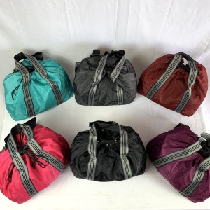 D135*CX120 MOCHILA P/ USO DIÁRIO EM MATERIAL PLÁSTICO